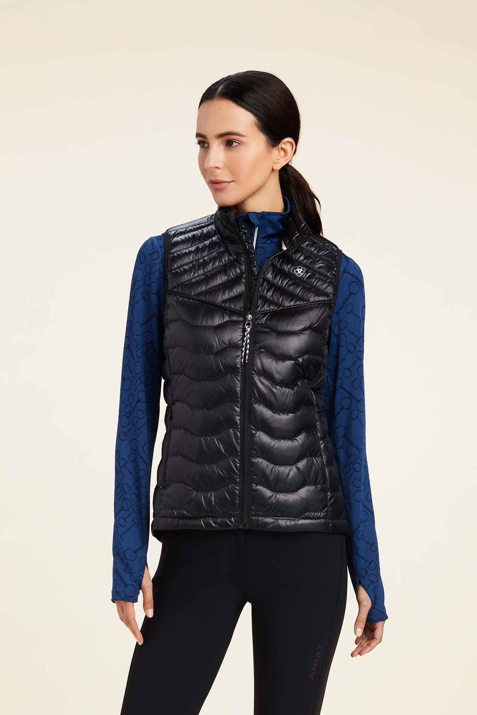 Ariat Ideal Down dámská vesta Women’s Riding Clothing