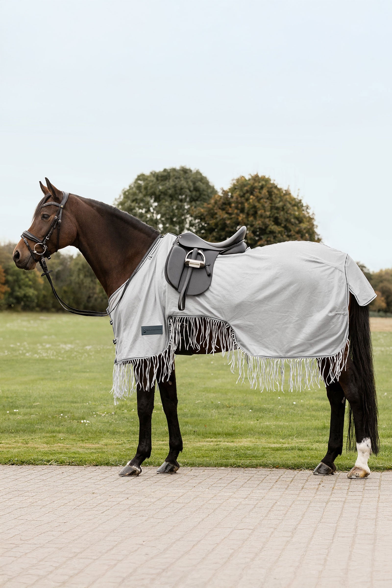 Waldhausen Protect muchová vyjížďková deka s třásněmi Horse Rugs