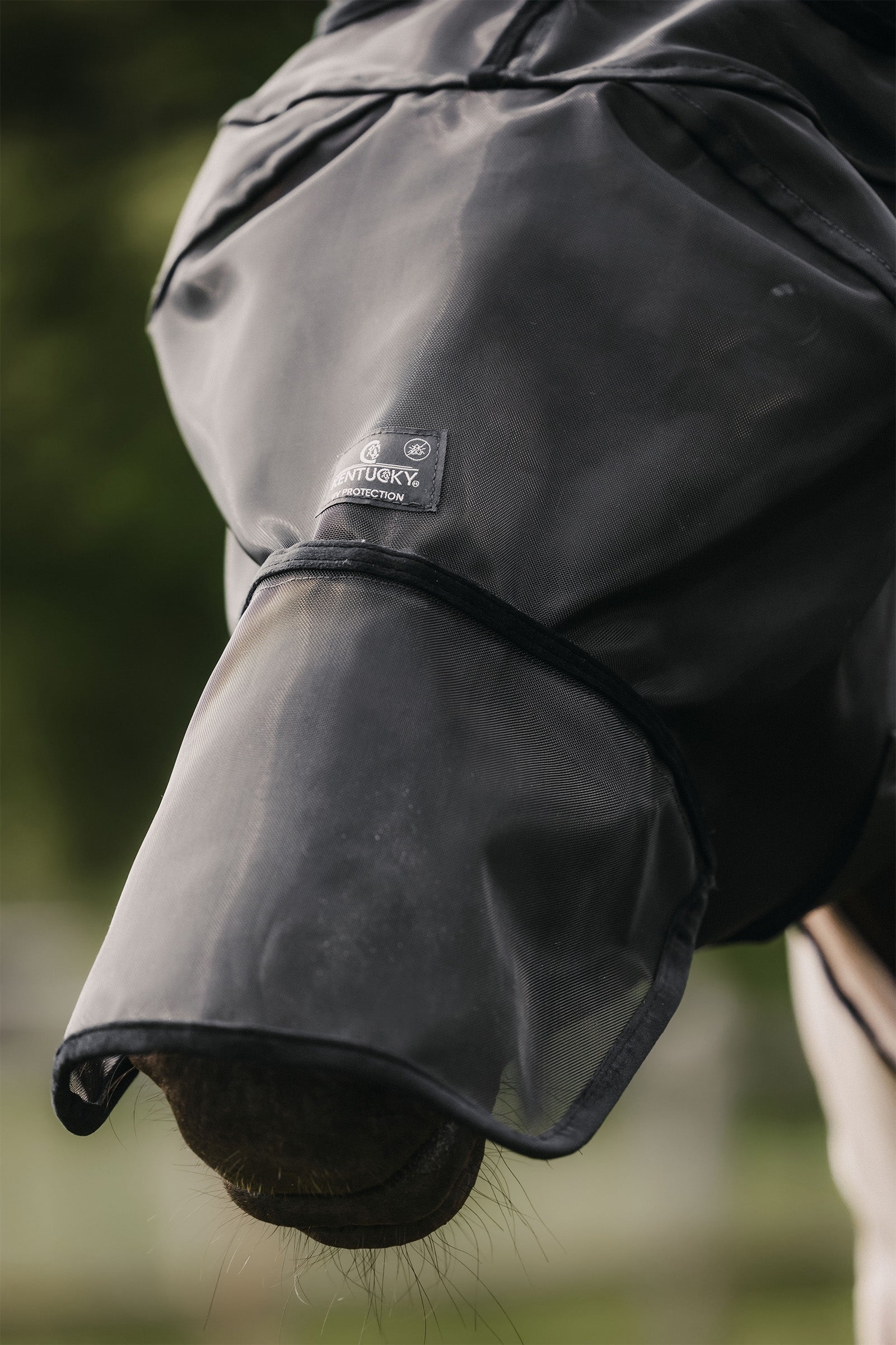 Kentucky Horsewear Fly Mask Classic with Ears and Nose Antifly Protection for Horses