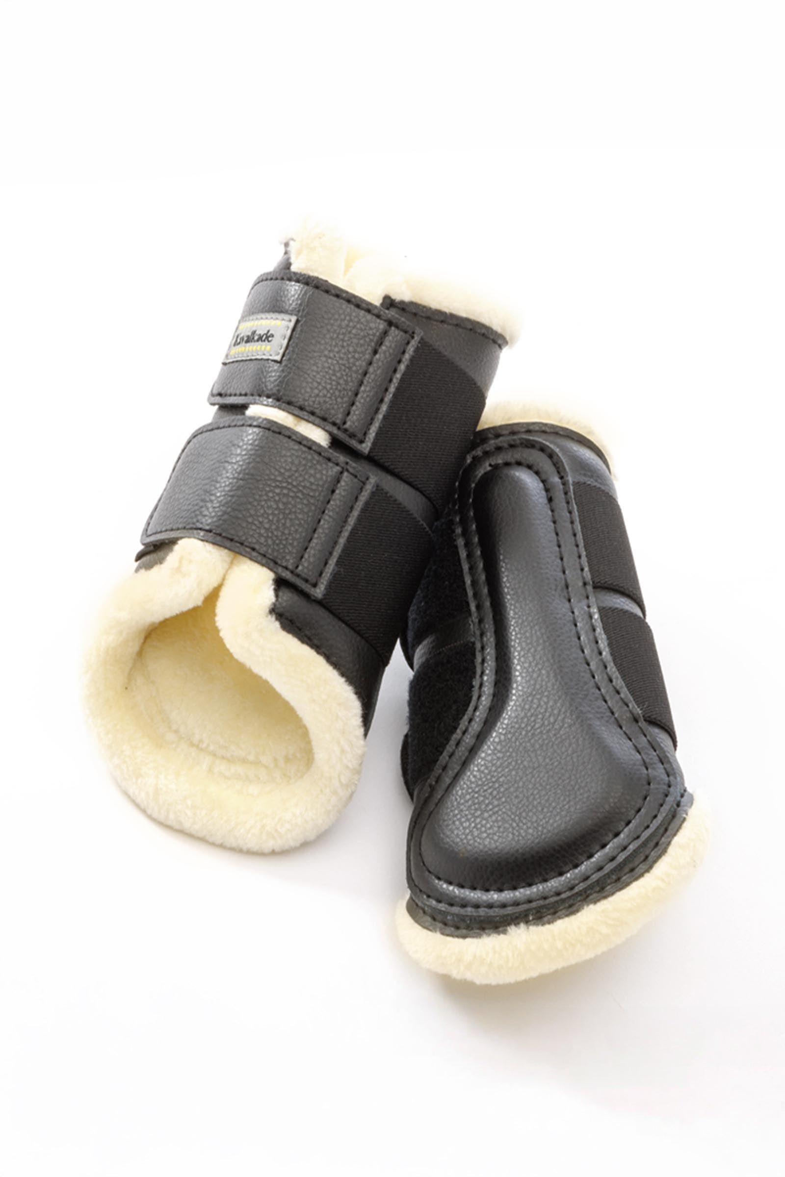 Kavalkade Anatomic kamaše ze syntetické kůže s umělým beránkem Leg Protection & Hoof Protection for Horses