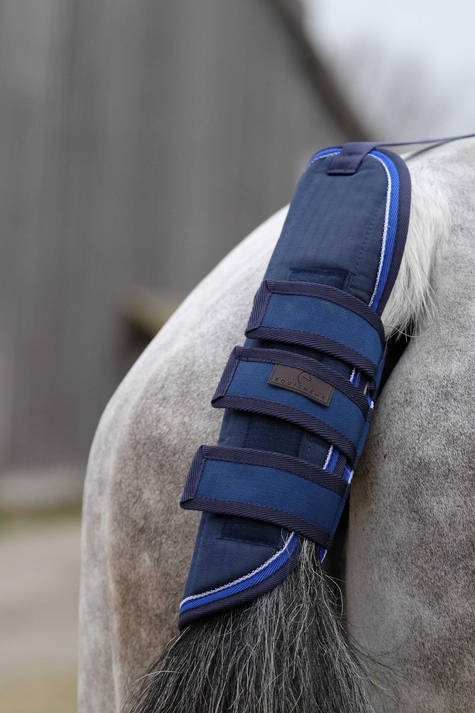 Equi Theme EQUITHÈME Classic 1200D chránič ocasu Leg & Hoof Protection