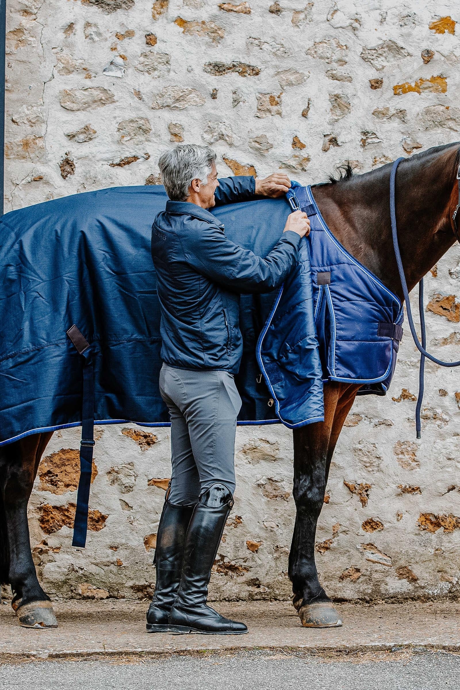 EQUITHÈME Classic Under Rug, 200 g Horse Rugs