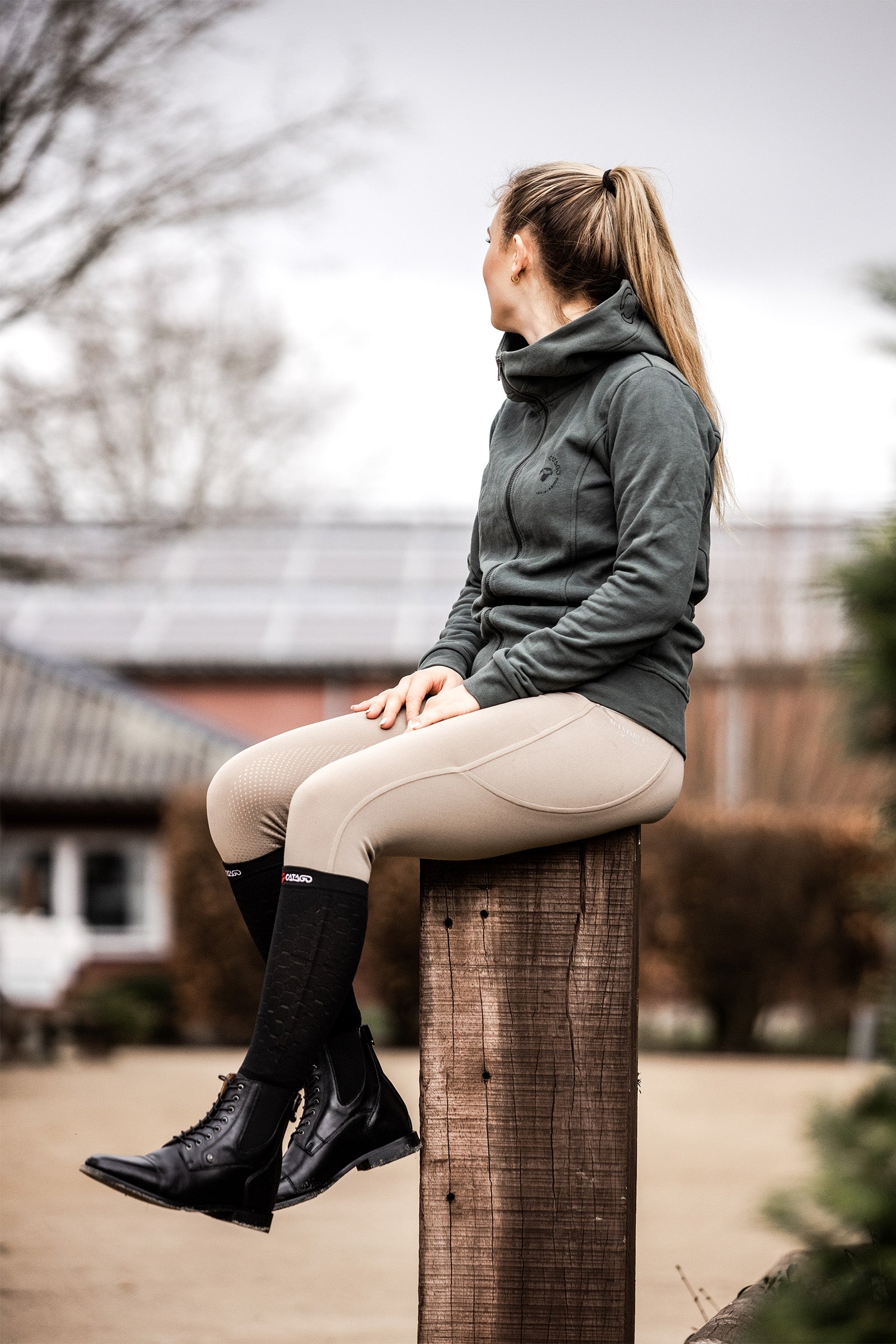 Lifestyle shot 2
