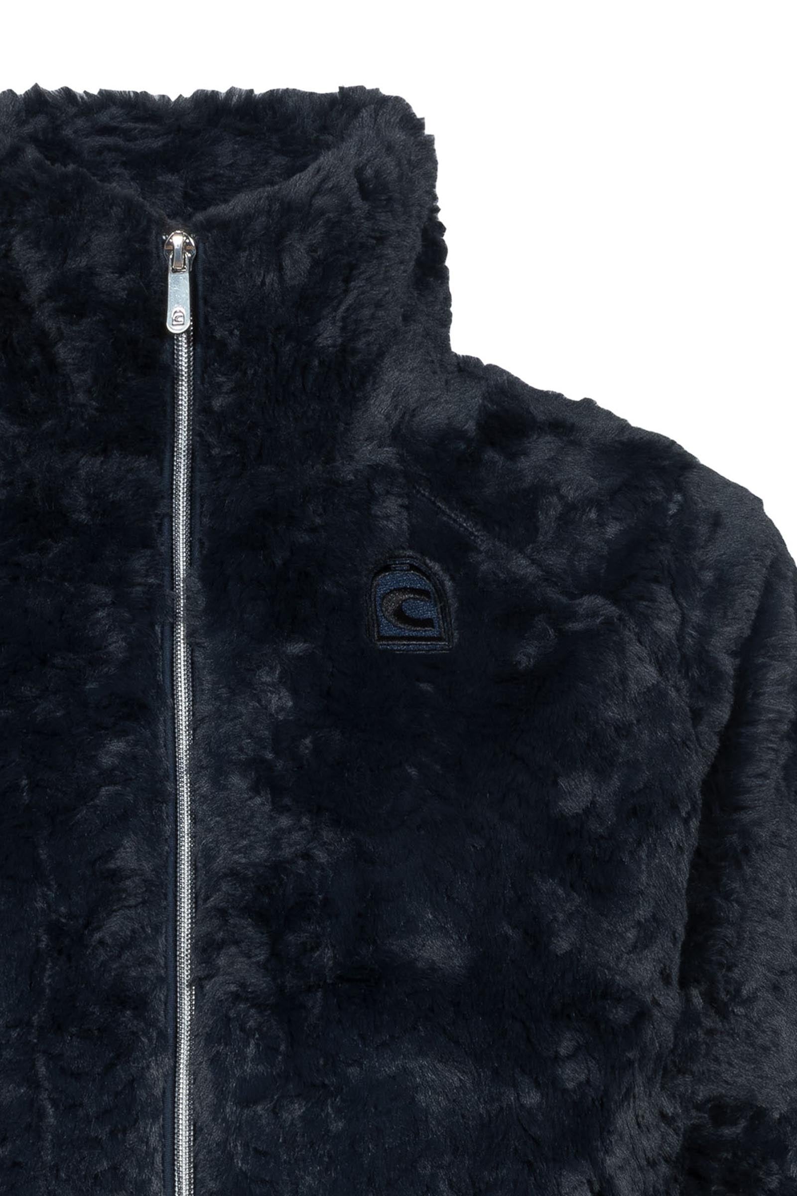Pack shot 4