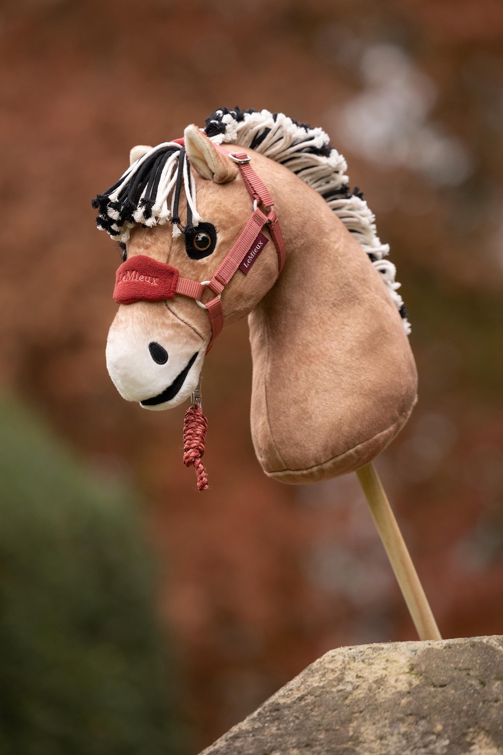 LeMieux Hobby Horse Vogue Headcollar & Leadrope Gifts & Toys
