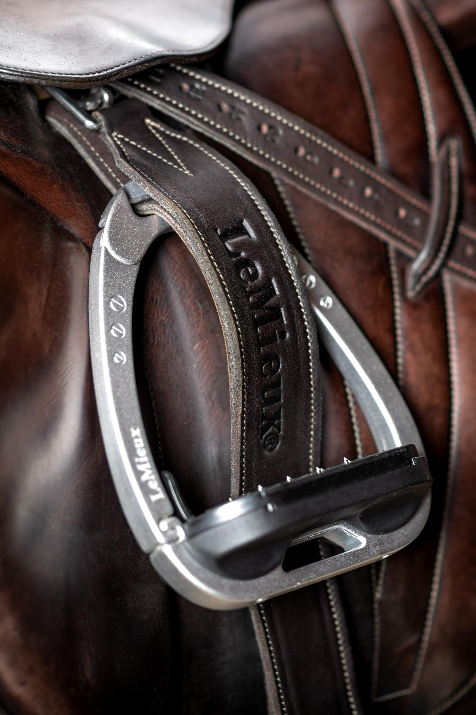 LeMieux Vector Pro Stirrup Leathers Saddles, Girths & Stirrups