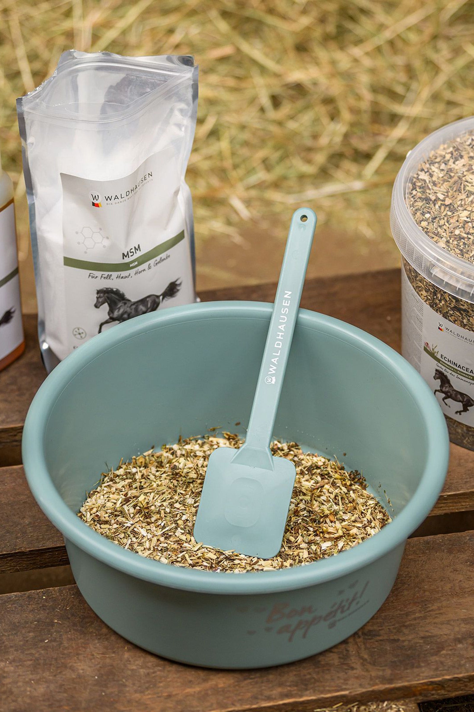 Waldhausen Muesli Bowl With Lid Horse Feeders & Waterers