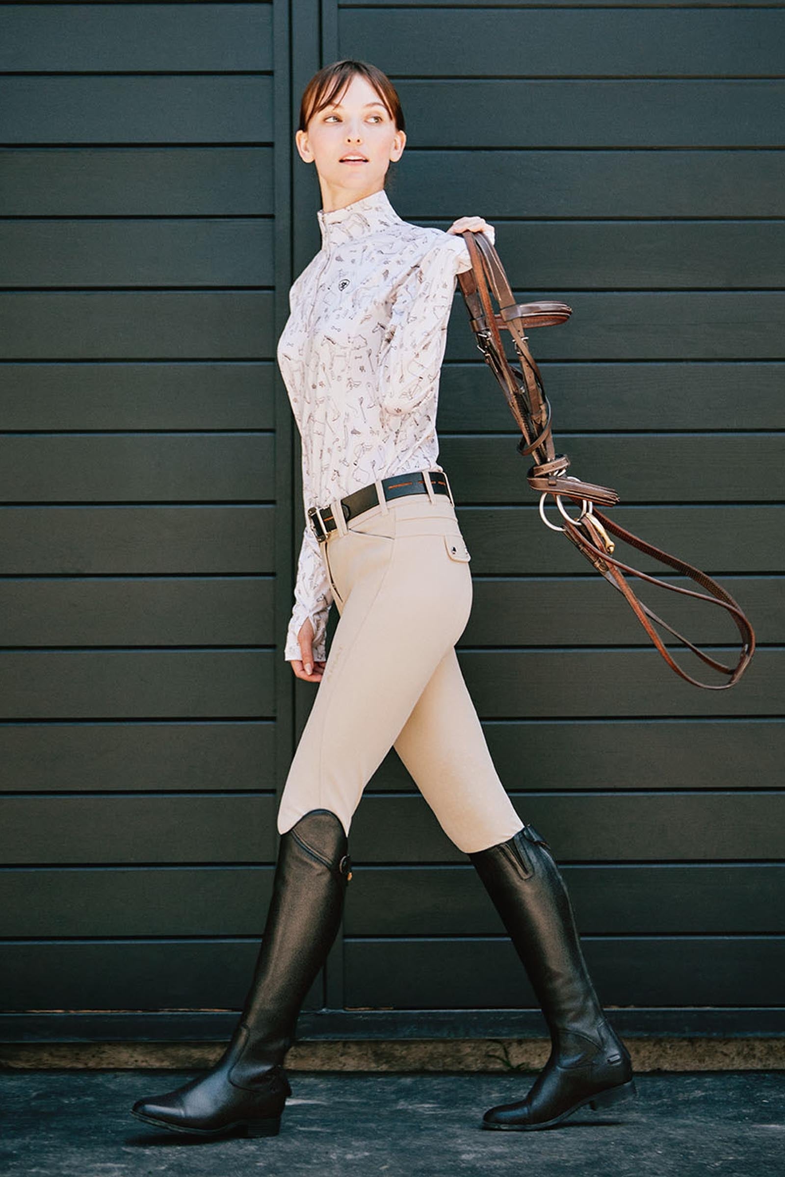 Lifestyle shot 1