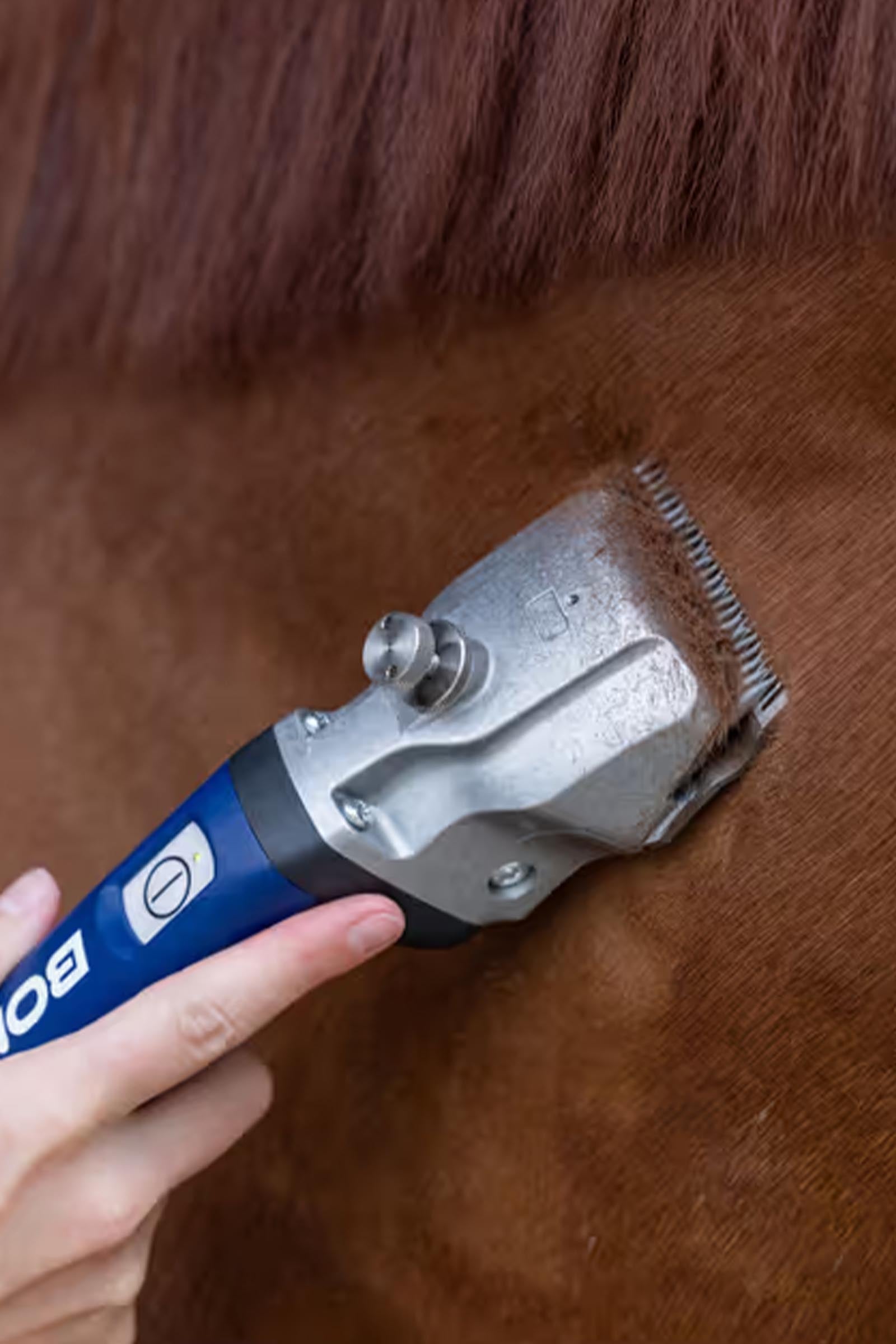 Aesculap Bonum Pro Horse Clipper With 1 Battery Horse Clipping & Trimming Tools