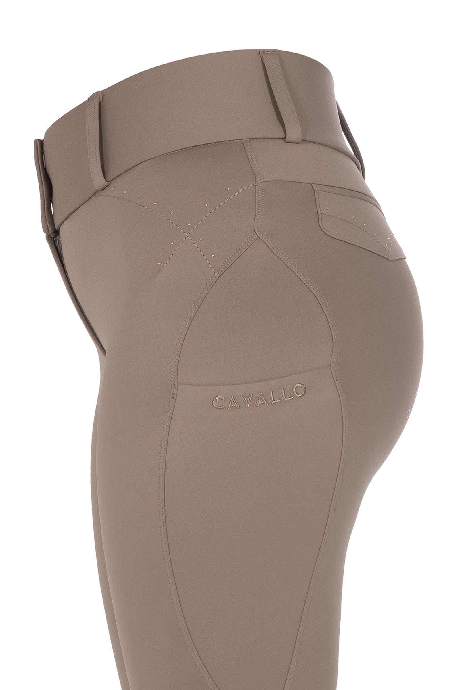 Pack shot 4
