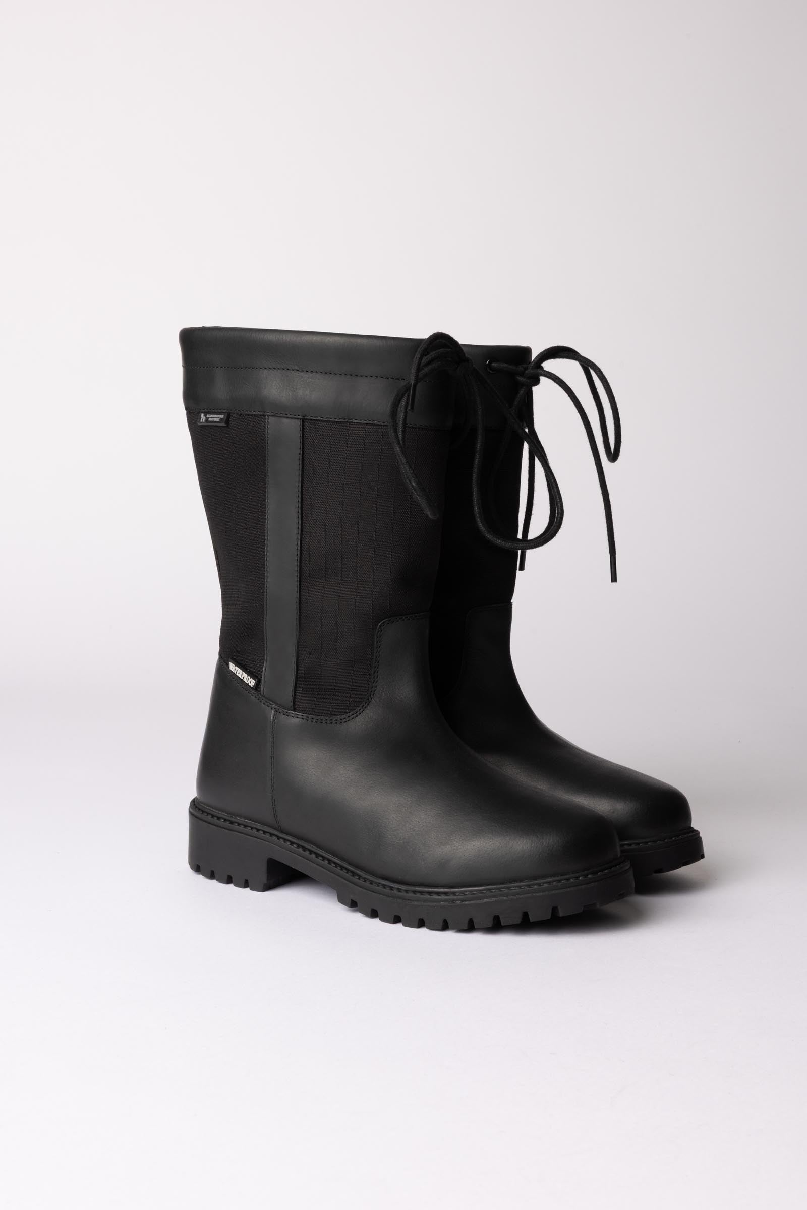 Horze York voděodolné venkovní boty se středně vysokým svrškem Riding Boots & Riding Shoes