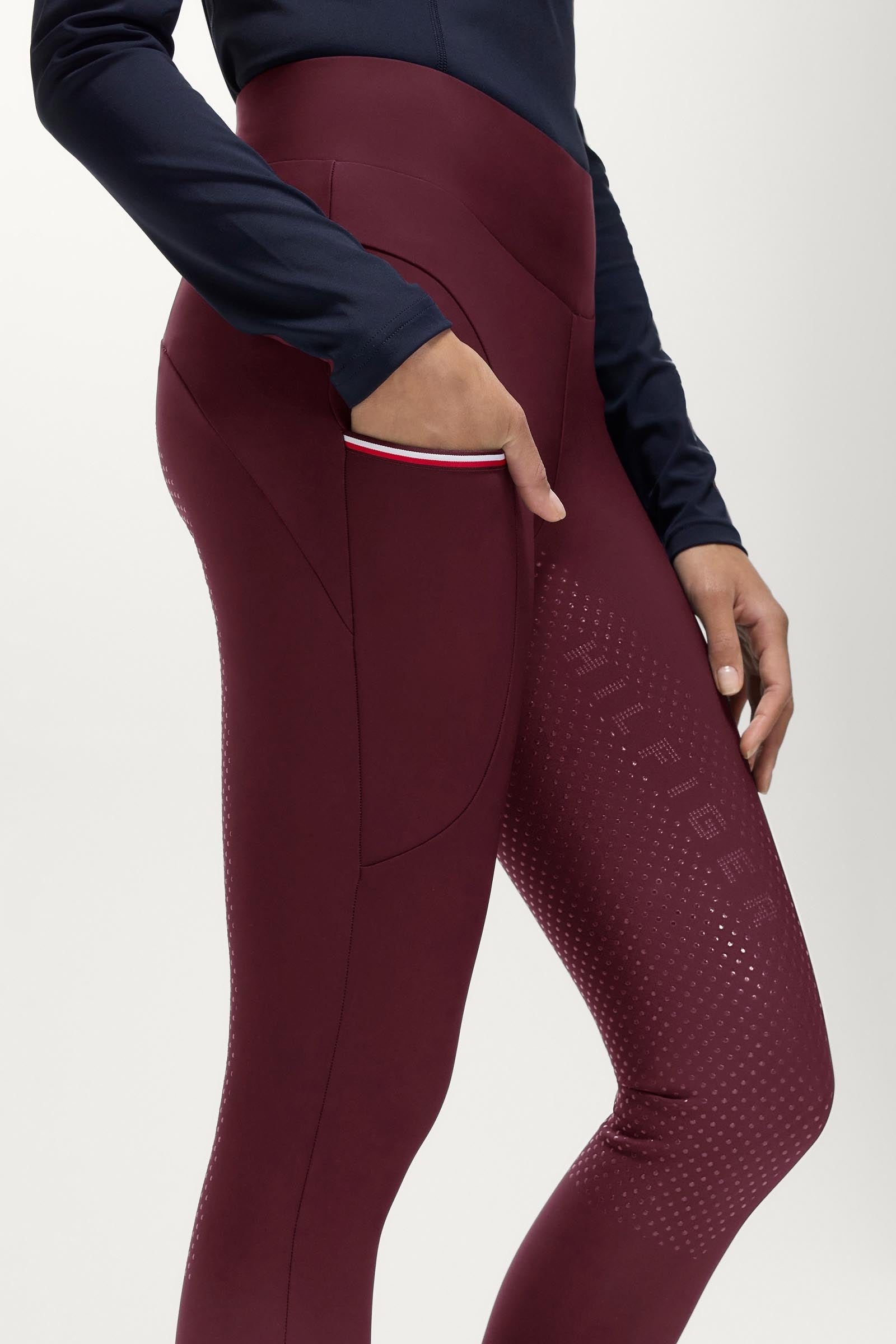 Model shot 3