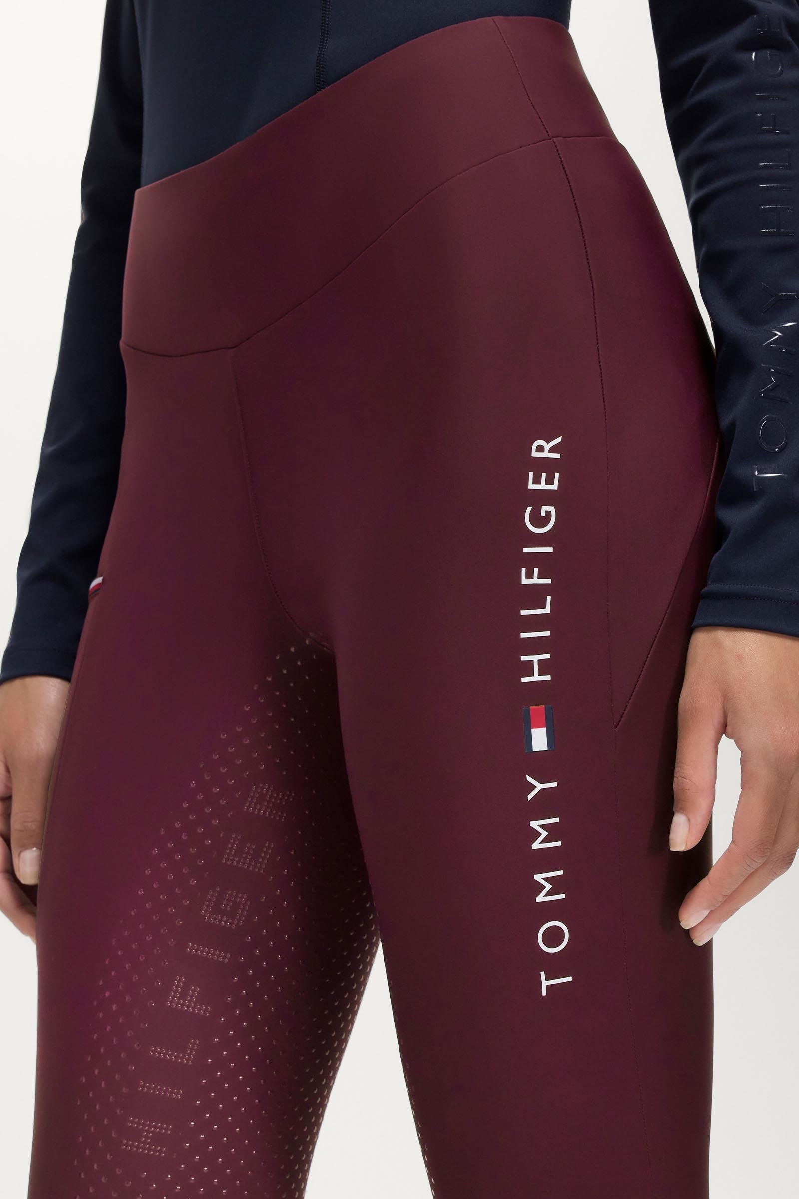 Model shot 4