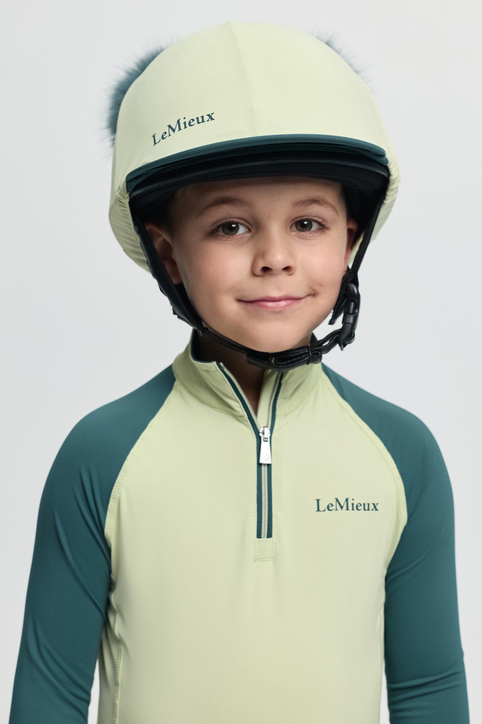 LeMieux Mini dvojitá bambule potah na helmu Kids Apparel