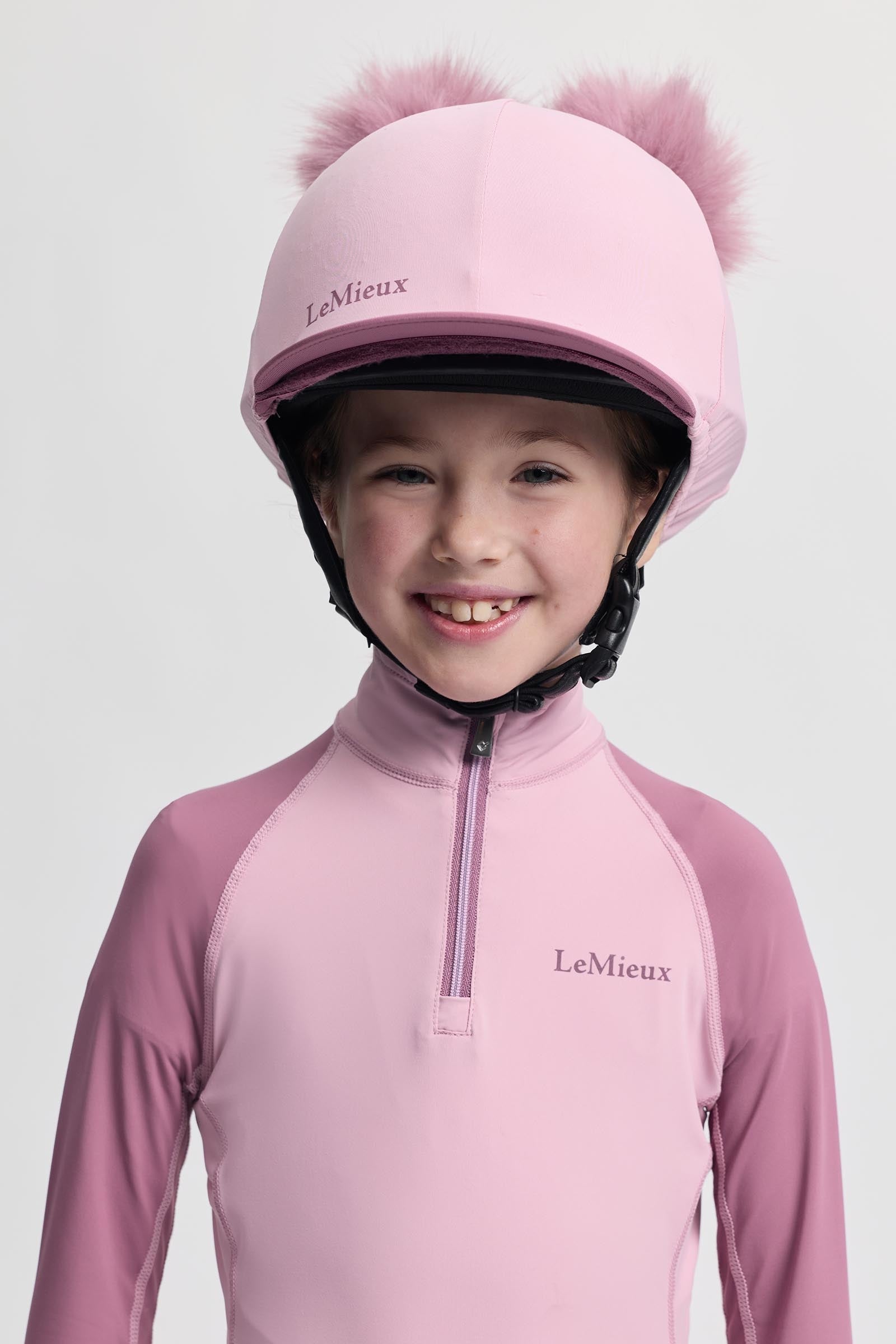 LeMieux Mini dvojitá bambule potah na helmu Kids Apparel