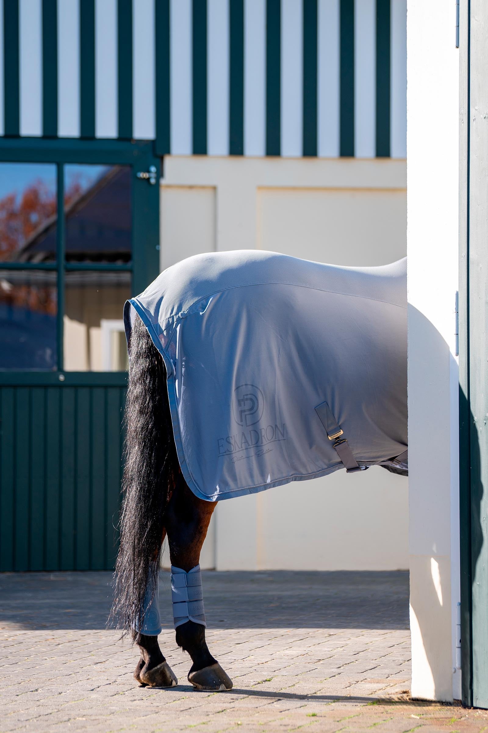 Lifestyle shot 3