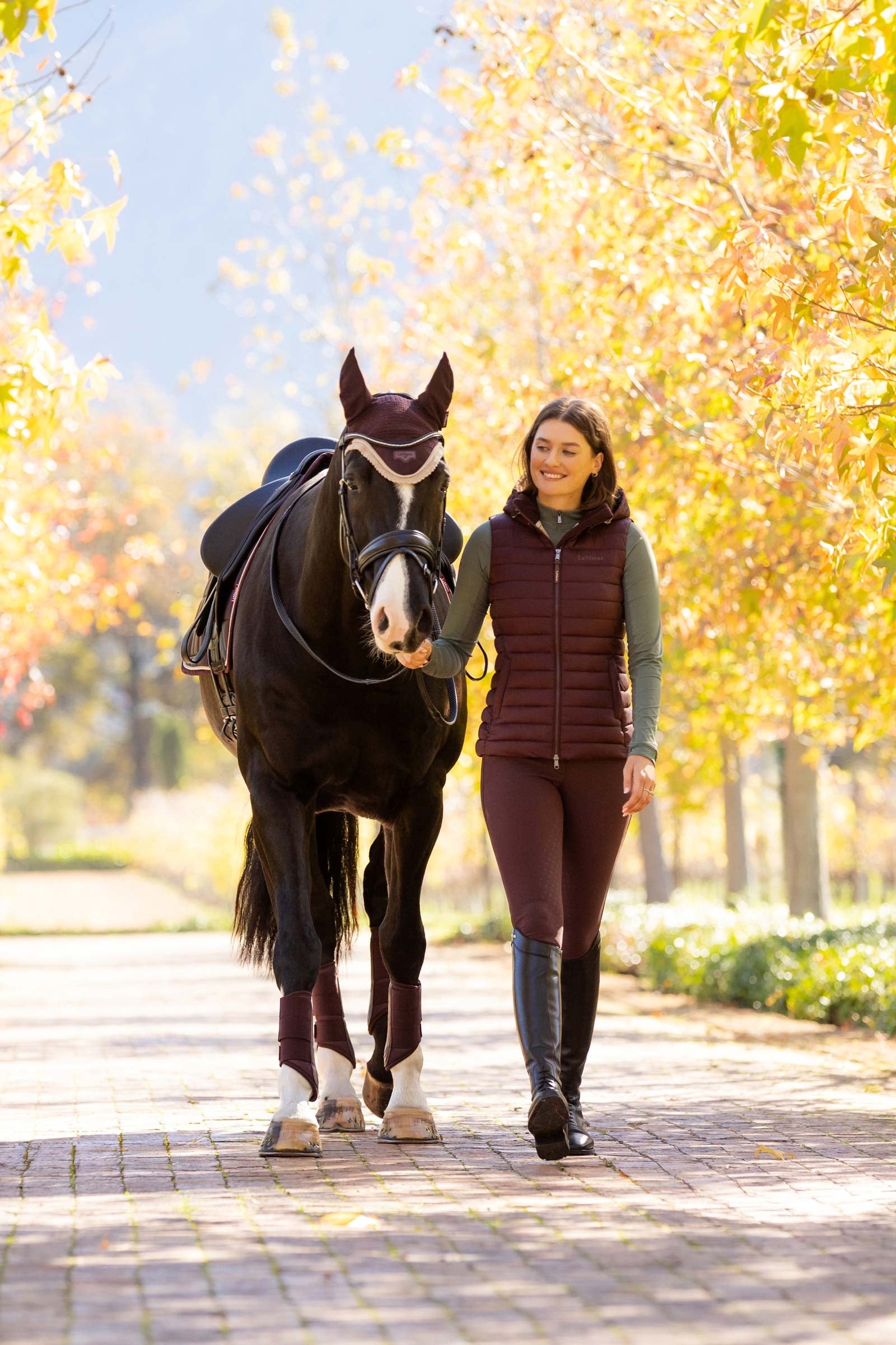 LeMieux Rose Women´s Hooded Puffer Gilet Women’s Riding Clothing