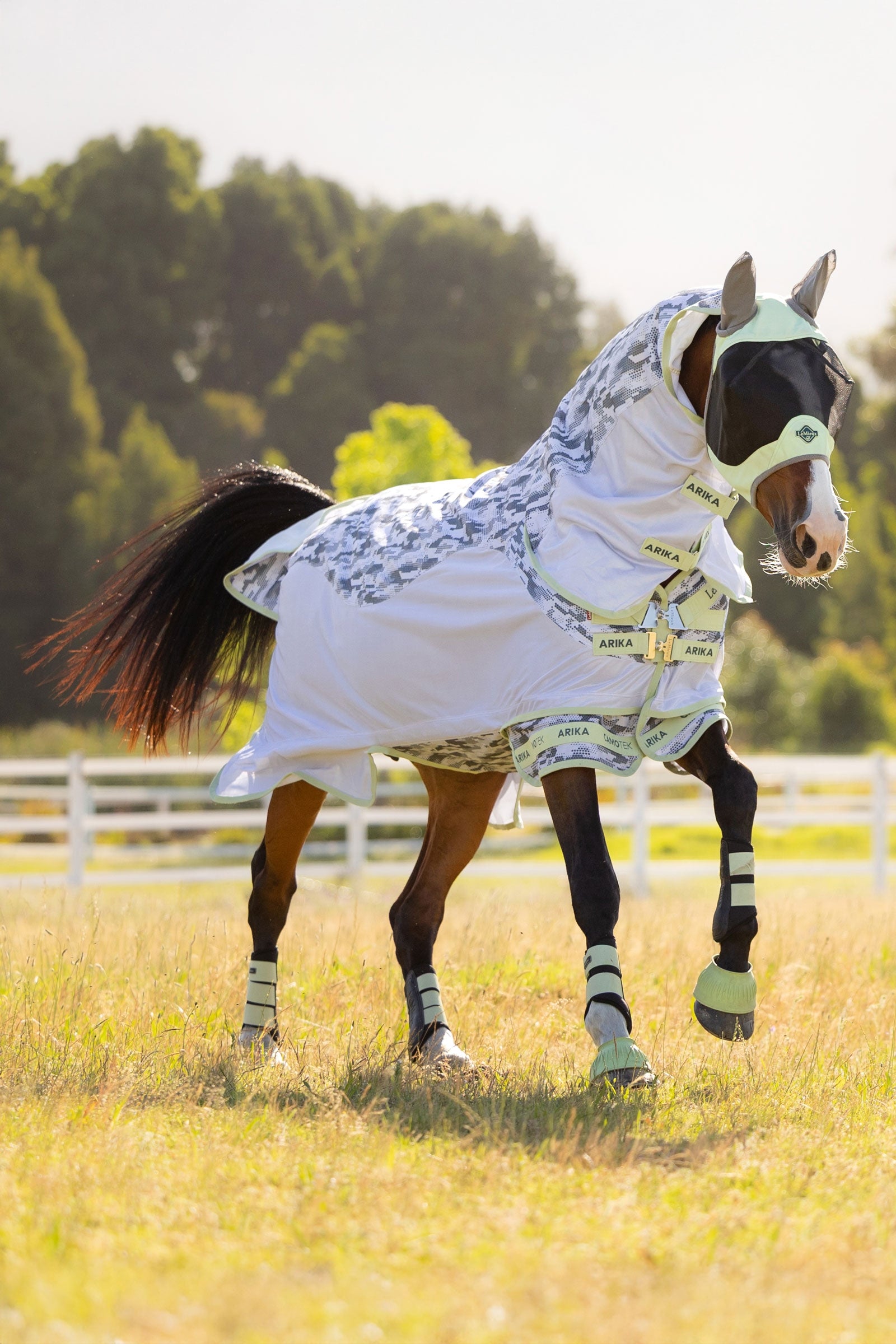 LeMieux Arika Camo-Tek fliegendecke proti hmyzu Horse Rugs