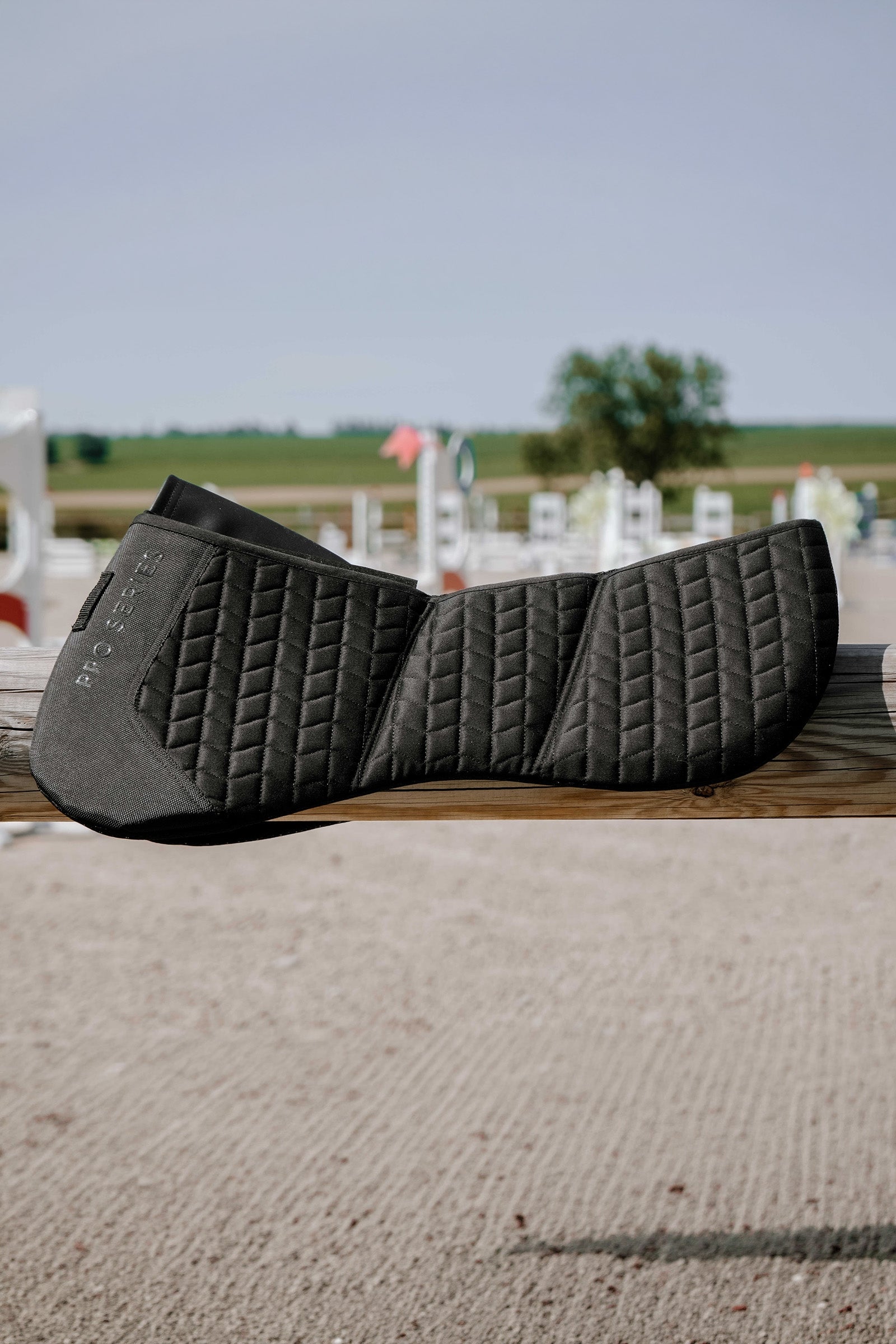 PRO SERIES X-IMPACT Corrective Pad, 3 Pockets Saddle Pads