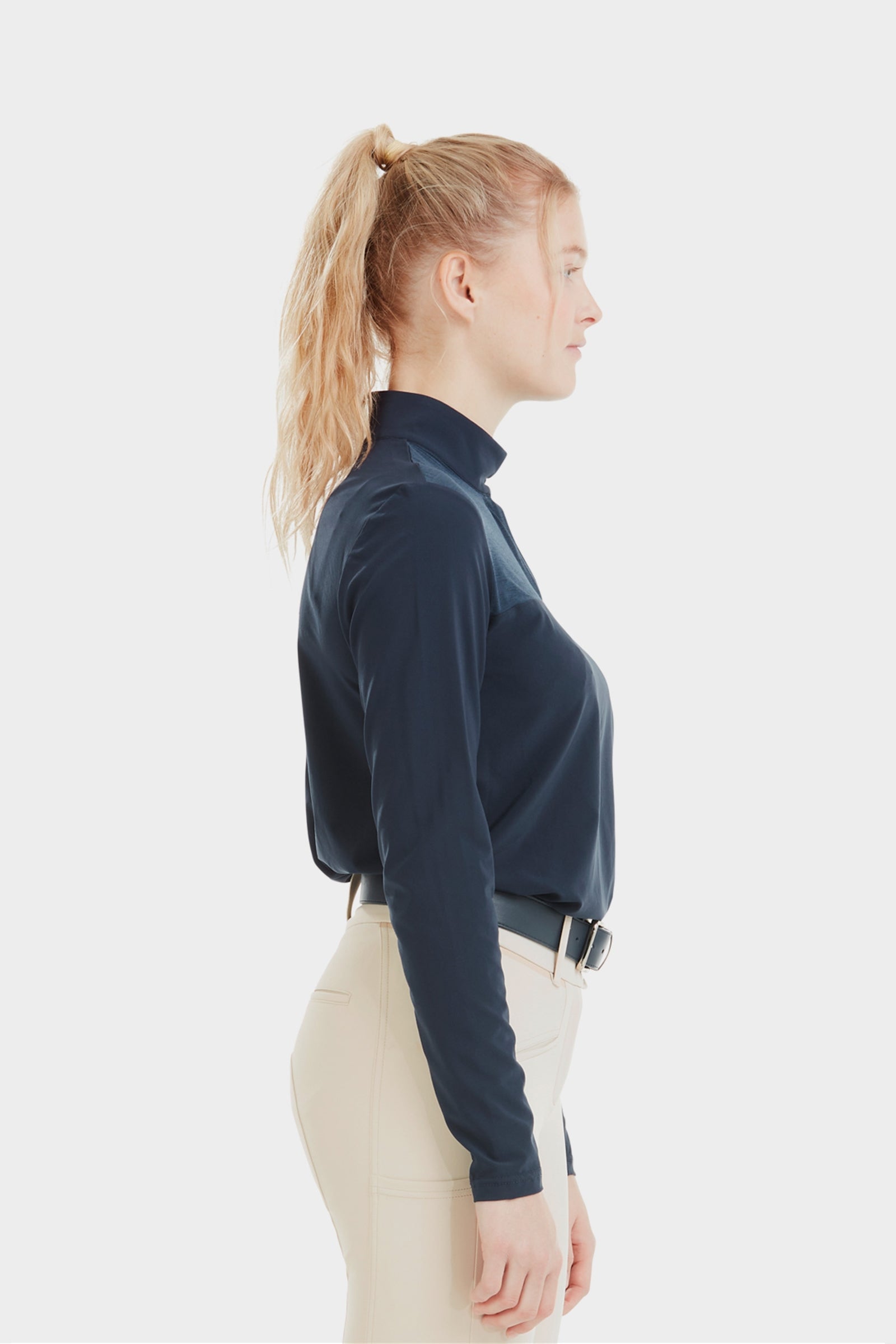 Model shot 2