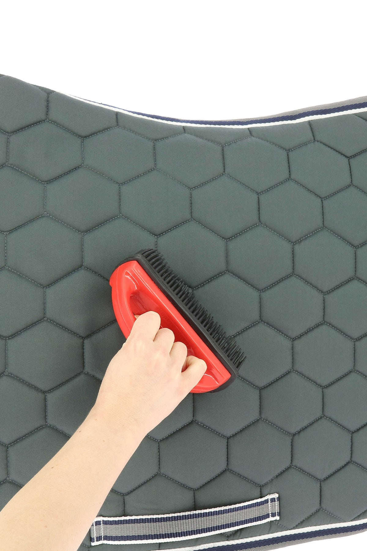 HIPPOTONIC Rubber Cleaning Brush For Saddle Pads Horse Grooming Tools