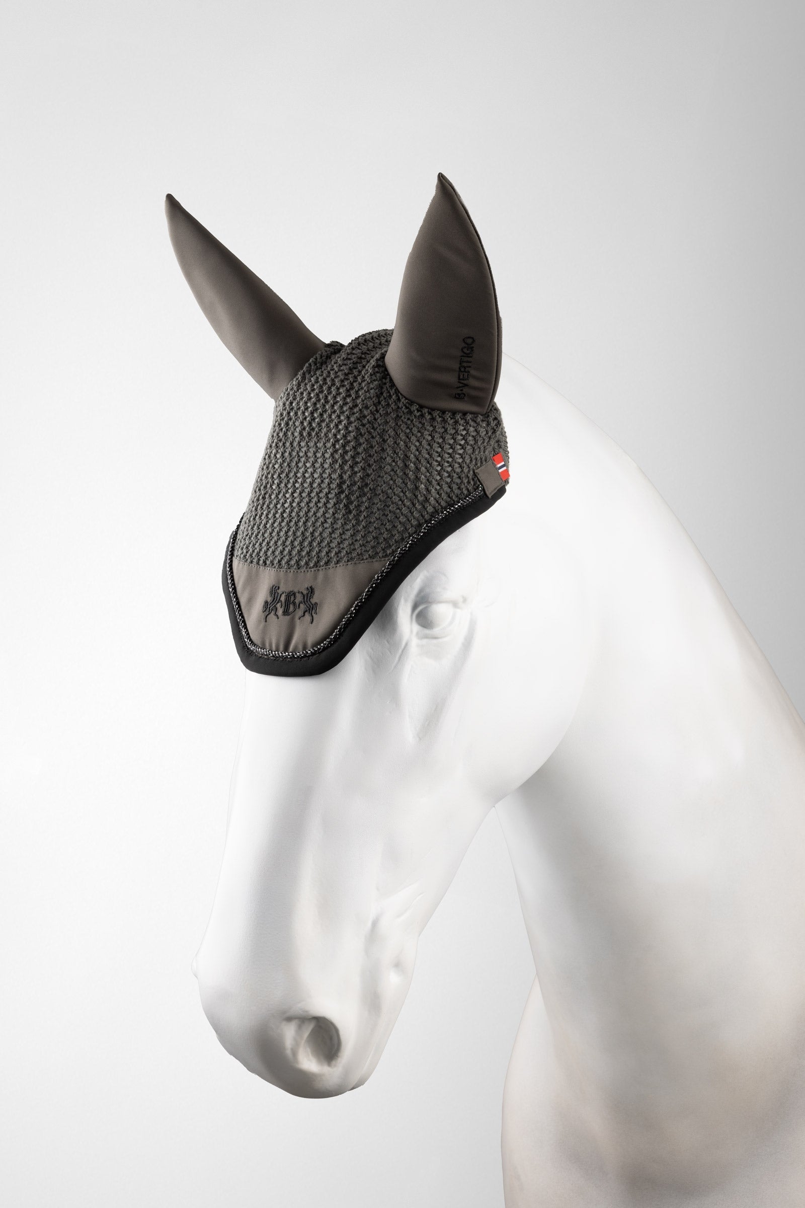 B Vertigo Onyx čabraka na uši pohlcující hluk Saddle Pads